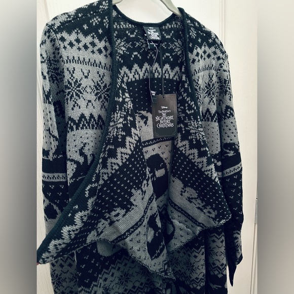 🖤TORRID Jack Skellington Fair Isle Drape Front Cardigan NWT - Picture 5 of 10